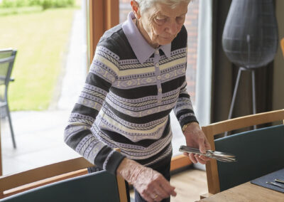 Hoe Maison Molenbeecke warmte, herinneringen en verbondenheid brengt in de zorg voor mensen met geheugenproblemen.
